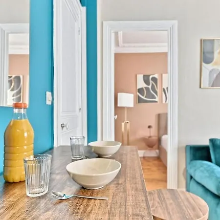 Colore Rue Niepce Paris