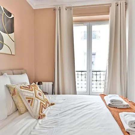 Apartment Colore Rue Niepce *